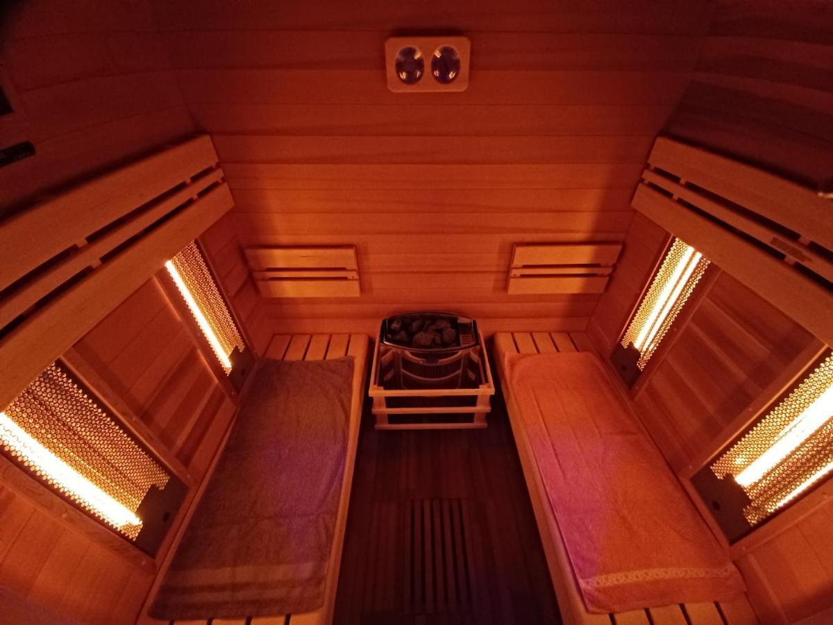 Gite Et Spa Au Secret Du Bonheur Hotell Pouilly-sur-Serre Eksteriør bilde
