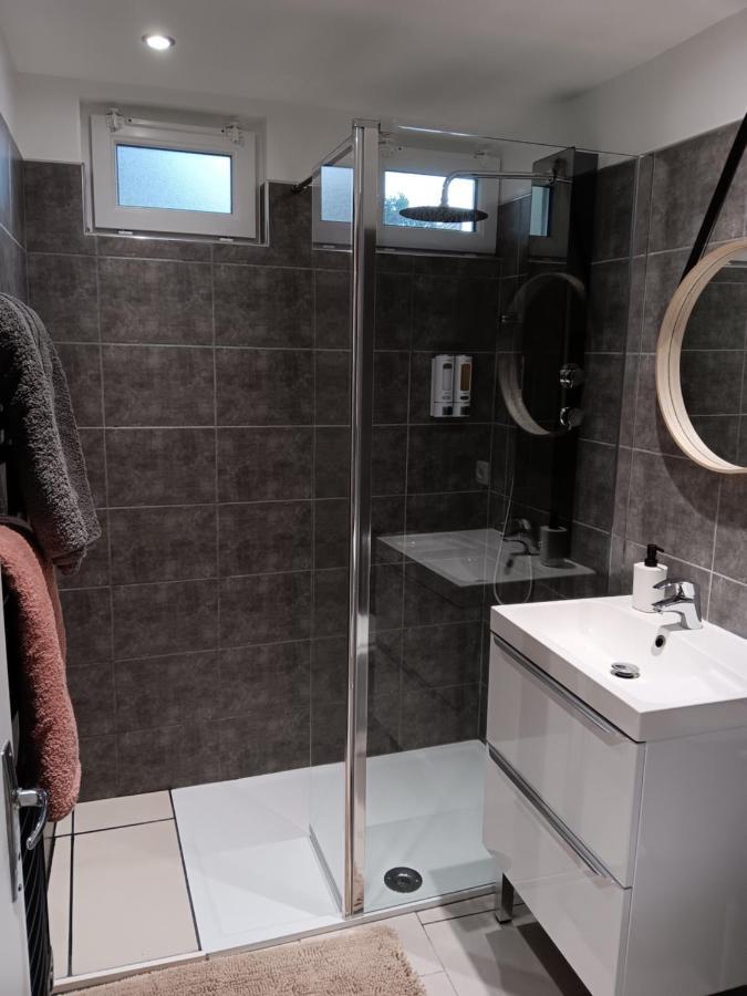 Gite Et Spa Au Secret Du Bonheur Hotell Pouilly-sur-Serre Eksteriør bilde